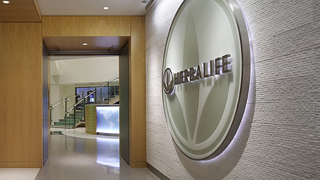 Herbalife Internacional con sede en Los Angeles, California.